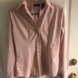 NY & Co. pink blouse with delicate silver piping